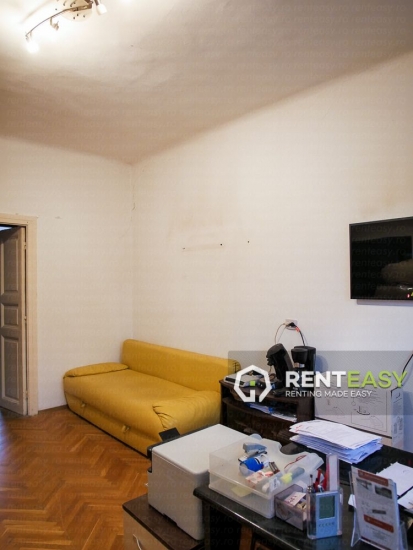 Vila cu 4 Camere de Inchiriat in Copou