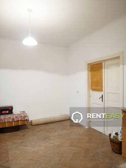 Vila cu 4 Camere de Inchiriat in Copou