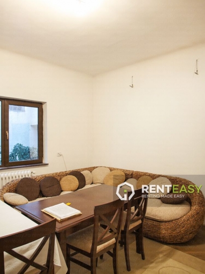 Vila cu 4 Camere de Inchiriat in Copou
