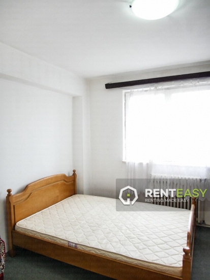 Apartament cu 3 Camere pentru Inchiriat in Centru langa Moldova Mall
