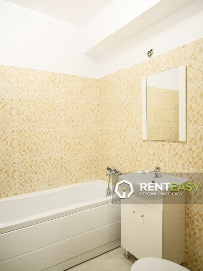Apartament cu 3 Camere de Inchiriat in Centru - Palas