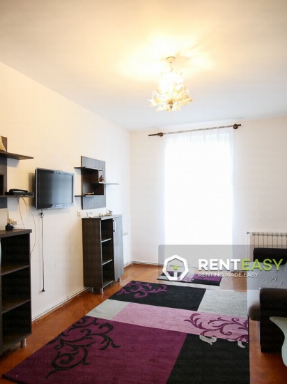Apartament cu 2 Camere in Centru pentru Inchiriat