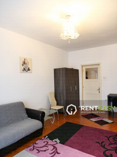 Apartament cu 2 Camere in Centru pentru Inchiriat