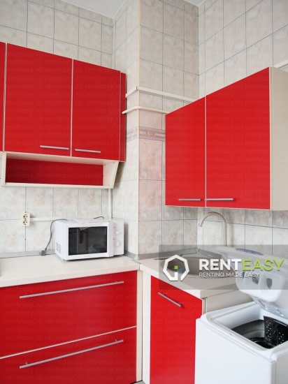 Apartament cu 2 Camere in Centru pentru Inchiriat