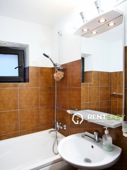 Apartament cu 2 Camere pentru Inchiriat in Pacurari