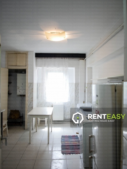Apartament cu 3 camere de inchiriat in Pacurari, complet mobilat si utilat - 400 Euro/luna