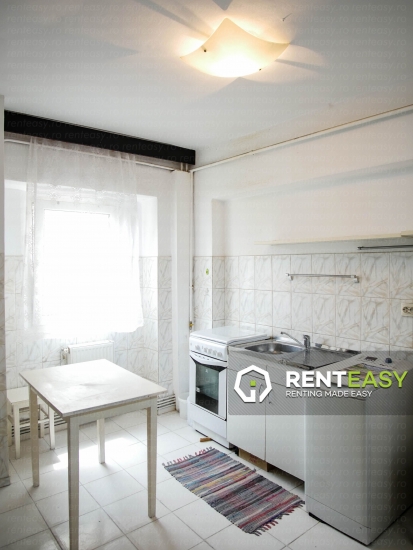 Apartament cu 3 camere de inchiriat in Pacurari, complet mobilat si utilat - 400 Euro/luna