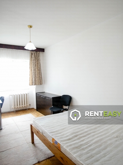 Apartament cu 3 camere de inchiriat in Pacurari, complet mobilat si utilat - 400 Euro/luna