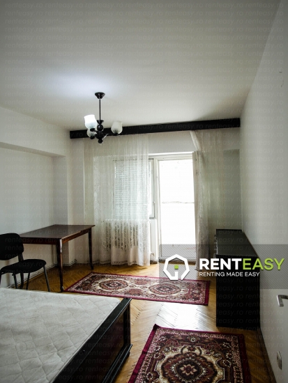 Apartament cu 3 camere de inchiriat in Pacurari, complet mobilat si utilat - 400 Euro/luna