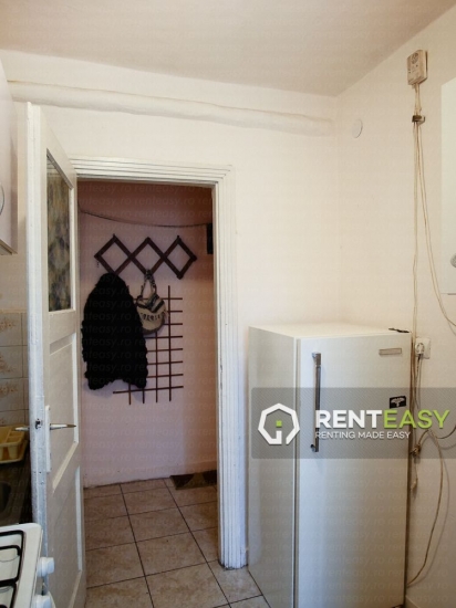 Apartament decomandat cu 3 camere de inchiriat in Pacurari