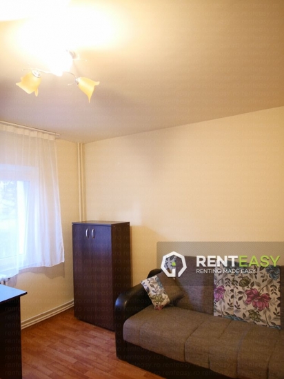 Apartament cu 3 Camere de Inchiriat in zona Pacurari
