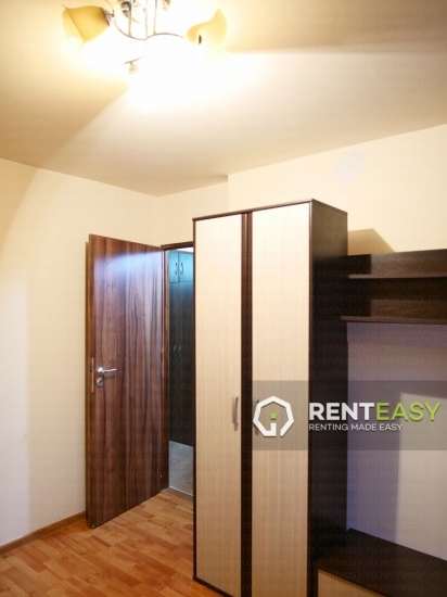 Apartament cu 3 Camere de Inchiriat in zona Pacurari