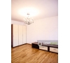 Apartament cu 3 Camere pentru Inchiriat in Centru - Moldova Mall