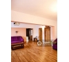 Apartament cu 3 Camere pentru Inchiriat in Centru - Moldova Mall