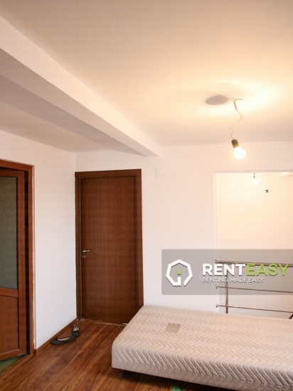 Vila cu 4 Camere pentru Inchiriat in Galata