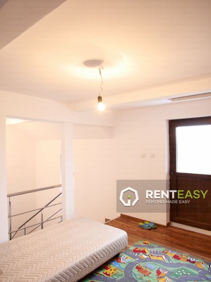 Vila cu 4 Camere pentru Inchiriat in Galata