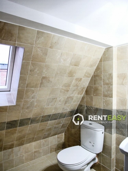ApartaApartament cu 4 Camere de Inchiriat la Vila in Copoument cu 3 Camere de Inchiriat la Vila in Copou