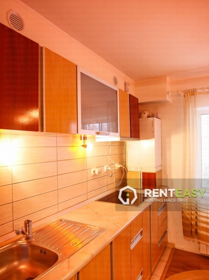 Apartament cu 4 Camere pentru Inchiriat in Pacurari