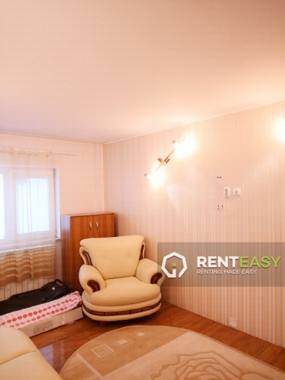 Apartament cu 4 Camere pentru Inchiriat in Pacurari