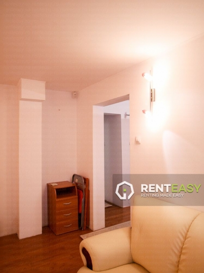 Apartament cu 4 Camere pentru Inchiriat in Pacurari