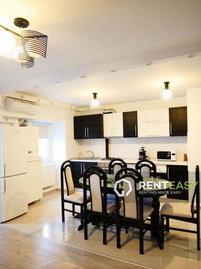 Apartament 3 Camere pentru Inchiriat in Pacurari