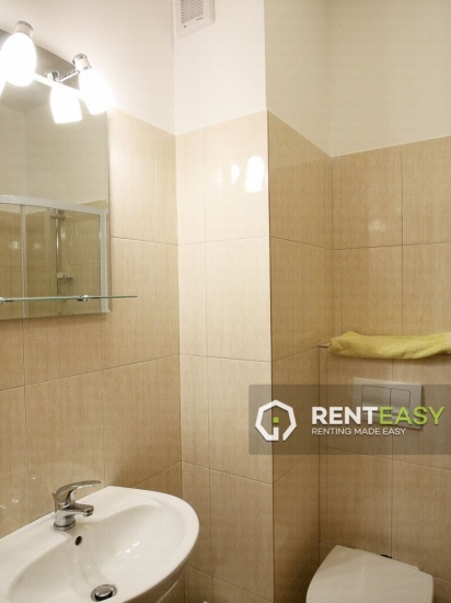 Apartament cu 2 Camere pentru Inchiriat in Centru - Bloc nou