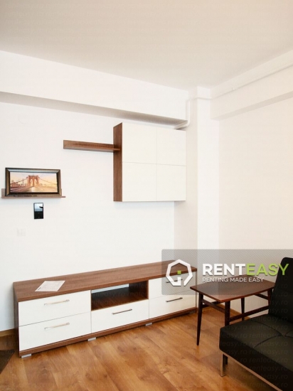 Apartament nou cu 2 Camere de Inchiriat in Centru langa Palas