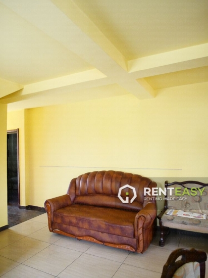 Casa cu 4 Dormitoare pentru Inchiriat in Podul de Fier