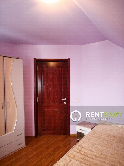Casa cu 4 Dormitoare pentru Inchiriat in Podul de Fier
