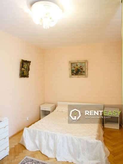 Apartament cu 3 Camere pentru Inchiriat in Centru - UMF