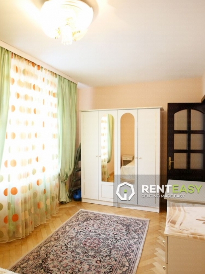 Apartament cu 3 Camere pentru Inchiriat in Centru - UMF