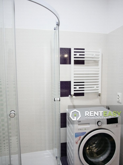 Apartament cu 3 Camere pentru Inchriat langa Palas - Bloc nou