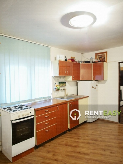 Apartament cu 2 Camere la Casa in Centru langa UMF