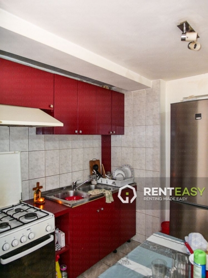 Casa cu 4 Camere pentru Inchiriat in Centru langa Politia Municipala