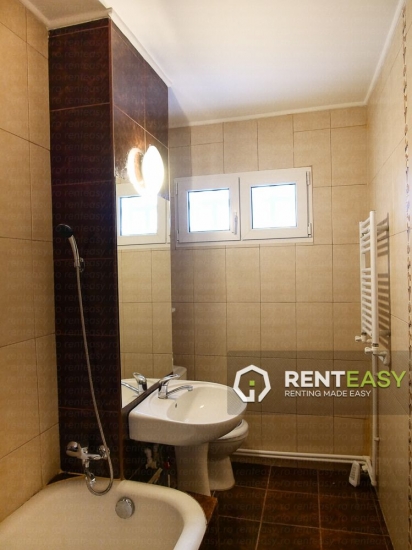 Apartament cu 2 Camere pentru Inchiriat in Podul Ros