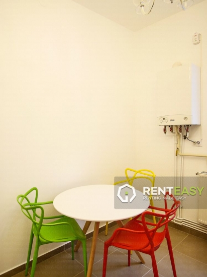 Apartament 2 Camere Central pentru Inchiriat
