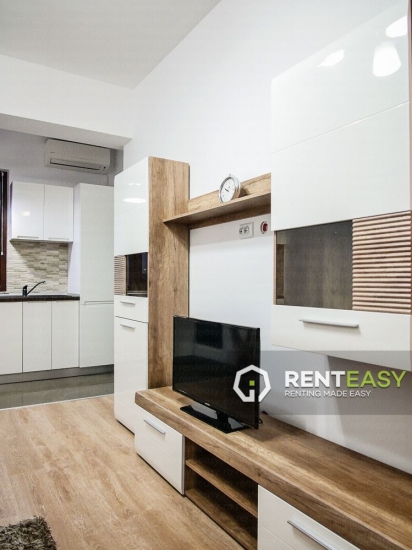 Prima Inchiriere! Apartament cu 2 Camere in zona Palas