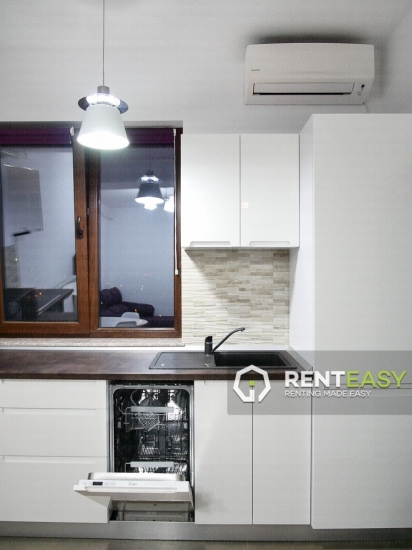 Prima Inchiriere! Apartament cu 2 Camere in zona Palas