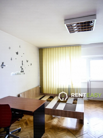 Apartament Decomandat cu 3 Camere pentru Inchriat in zona Garii