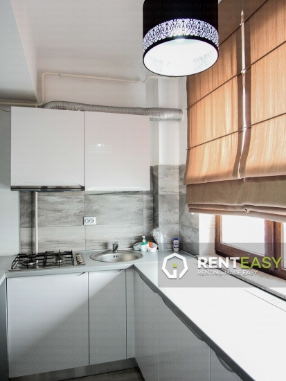 Apartament cu 2 Camere zona Palas pentru Inchiriat