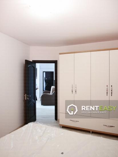 Apartament open space cu 3 Camere de Inchiriat in zona Podul de Piatra