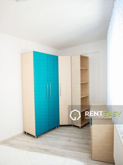 Apartament open space cu 3 Camere de Inchiriat in zona Podul de Piatra