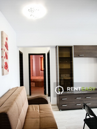 Apartament open space cu 3 Camere de Inchiriat in zona Podul de Piatra