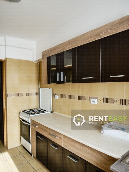 Apartament decomandat cu 4 Camere pentru Inchiriat in zona Gara - Arcu