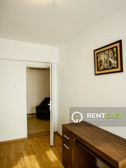 Apartament decomandat cu 4 Camere pentru Inchiriat in zona Gara - Arcu