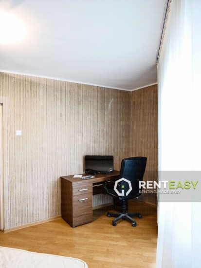 Apartament decomandat cu 4 Camere pentru Inchiriat in zona Gara - Arcu