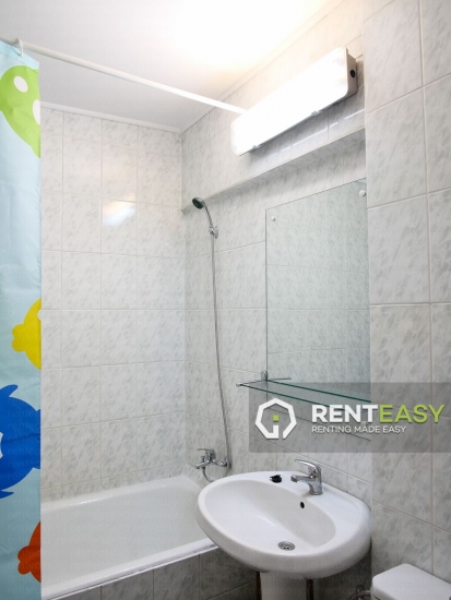 Apartament decomandat cu 4 Camere pentru Inchiriat in zona Gara - Arcu
