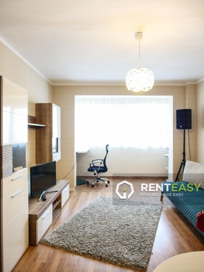 Apartament cu 2 Camere in Podul Ros pentru Inchiriat