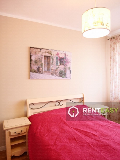 Apartament cu 2 Camere in Podul Ros pentru Inchiriat