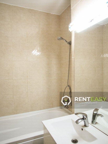 Apartament cu 2 Camere in Podul Ros pentru Inchiriat